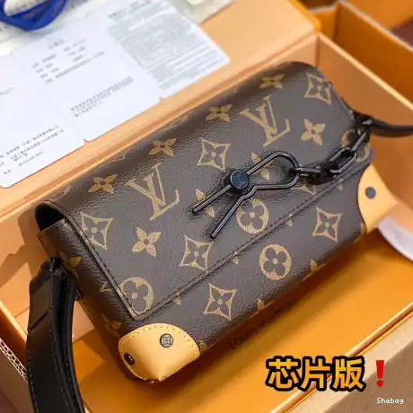 2406YA0182 LV Bags 0722